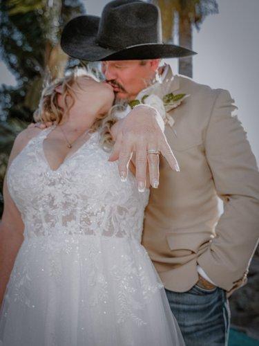 mobile - carousel-hero-element image-15